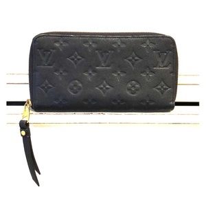 Louis Vuitton Leather Wallet